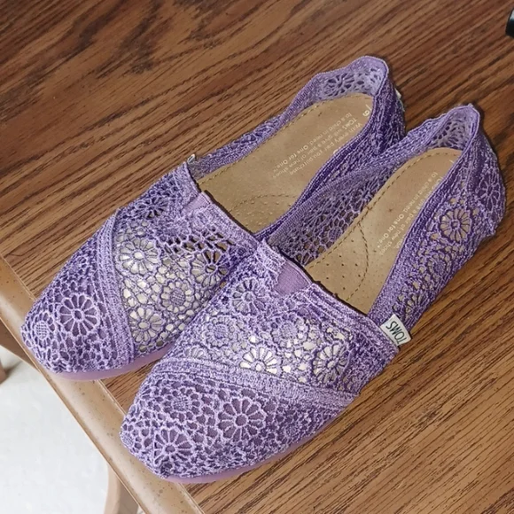 Toms | Shoes | Toms Womens Lilac Lavender Crochet Lace Loafer Slip On Shoes  Sz 6 Ladies | Poshmark